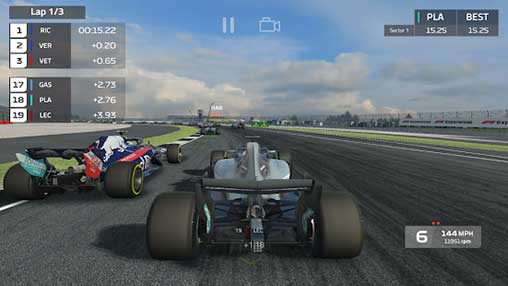 F1 Mobile Racing 2022 MOD APK